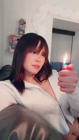 :3