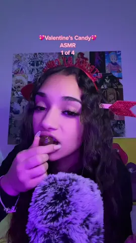 so good but sooo messy 😩 #asmr #asmreating #asmrchocolate #asmrtapping #asmrtingles #fy #fyp #AVrboForTogether #ValentinesDay