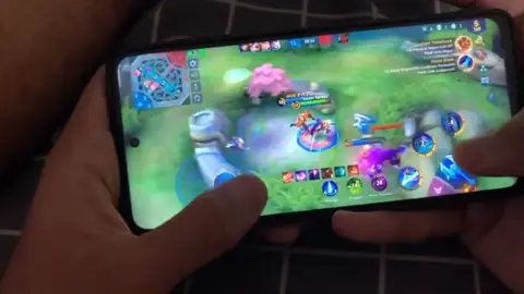 konten handcam gini bagus ngga, ini main sama penonton tadi yg ikut main tadi boleh kali liatin diri dikomen #fypシ #lancelot #mlbb #mobilelegends
