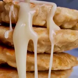 Яблочные оладушки 🤗👨‍🍳 #ппрецепты #легкийрецепт #вкусноиполезно #рецепт #tiktokfood #кулинария #завтрак