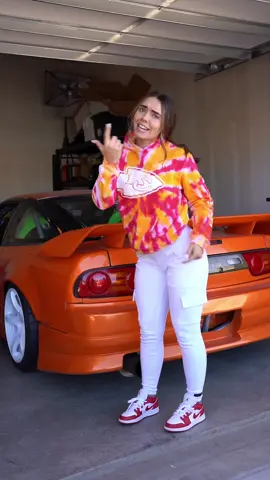 Which team you have for the Super Bowl?👀 #LaysGoldenDuet #AVrboForTogether #chiefs #SuperBowl #dance #funny #team