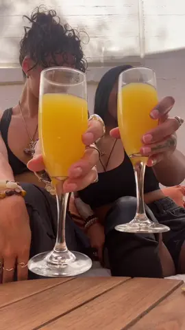 Brunch !!!!! I’m drunk lol mimosas hitting right now @cheetahgirlmo #fyp #LA