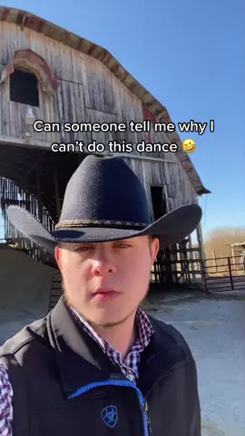 Looked half goofy trying to do it 😆 #fyp #trucktok #funny #the_tan_12v