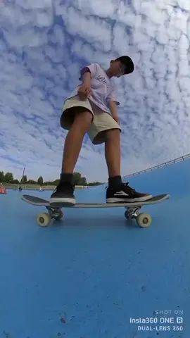 Rodney Mullen Jr? (🎥 @yuzuk2609ikarin IG) #Extreme #Skateboarding #Tricks #Freestyle