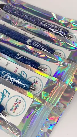 Cute way to package your pens 💗 #glitterpens #uvresin #packagingideas #carecardsforcrafts #glitter #blue #custompens