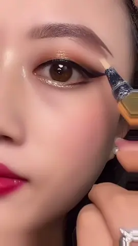 #CapCut #fashion #makeup #eyebrown