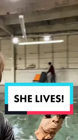 @thatdetroitandy new machine part 2: she livesssss! Some bus batteries did the trick. ⚡️