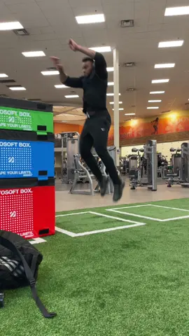 I was dumb to land like that 🤦🏾‍♂️ #fyp #GymTok #FitTok