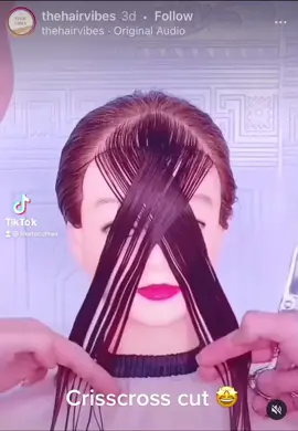 Crisscross bangs #paulmitchell #haircut #pmts  #cabellocorto #barberario #barbero #barber #bangstutorial  #tutorial  #fleco #bang #coolcuts #cabello