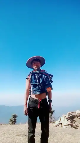 ဘယ်သူတွေး ဘယ်လောက်ဘဲမုန်းမုန်း ပရိတ်သက်တွေးရဲ့ရင်ဘက်ထဲမှာ ထာဝရရှင်သန်နေမယ့် နာမည်တစ်လုံးဘဲ ရှိတယ် အဲ့ဒါ ကျနော် နာမည် ဝေယံမိုးသက်ပါ ဗျ😇😇😇😇😎😎😎😎😎😎😎😎😎😎