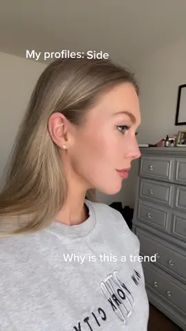 Idk why this is a trend but here u go💝