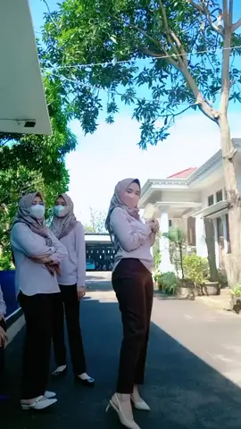 mau komen apa coba🤭