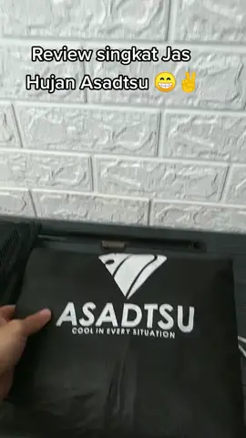 #VoiceEffects Lagi kepoin jas hujan yg lagi viral 🤩. #jashujan #matel #fashion