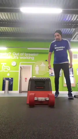 get your daily workout in @thegymgroup #thegymgroup #shirley #solihull #circuittraining #burncalories #dancer #keepfit #Fitness #workoutgoals