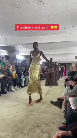 The show must go on 🥺 #pulsenigeria #fashionrunway #africanfyp #Runway #pulseviral #runwayfails #fashionfails