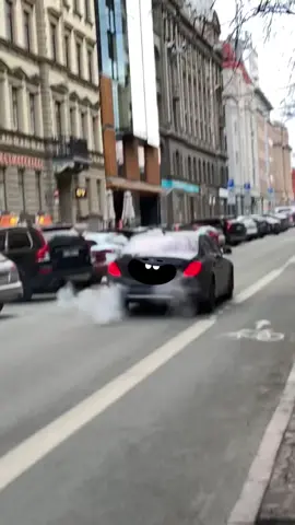 Monday motivation #riga #latvia #mercedes #s550 #exhaust #bigbodybenz #mercedesbenz #customexhaust #mondaymotivation