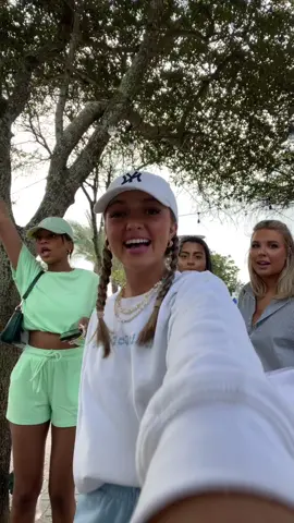 girls trip 🚎🏝 #alysbeach