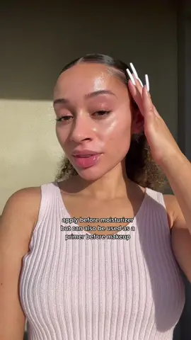 Look at that G L O W! ✨ I love using the @Glow Recipe Watermelon Glow Niacinamide Dew Drops to hydrate my skin before makeup 😍 @sephora  #GlowPartner