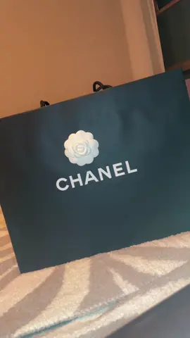 Not over this and probably never will be #unboxing #designerunboxing #haul #chanel #chanelmini #fyp #chanelbag