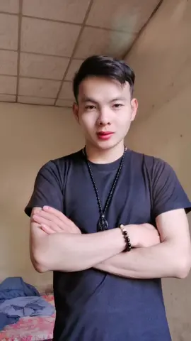 เพียงแต่เจ้าเว้าว่าฮู้สึกดี ข้อยกะยิมบ่หยุดแล้ว