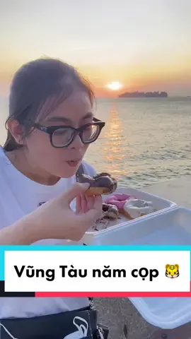 Câu chuyện nhỏ bạn thân rủ đi du lịch lúc 12 giờ trưa 🤷🏻‍♀️🥩🍩 #fyp #nguyenchenno #ReviewAnNgon #amthuc #vibula