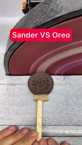 Sander VS Oreo #sandervs #sanding #satisfying #oddlysatisfying #oreo