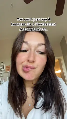 Yes I can💋 #kardashians #kardashian #jenner #jenners #kardashianlife #kimkardashian #kardashiansjenner #ShowUsYourDrawers #MaiselChallenge #skims
