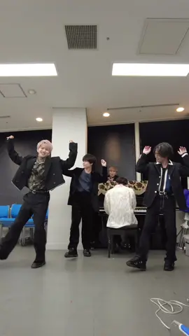 #接吻 / #OriginalLove を弾いて歌って #踊ってみた ！#弾いてみた #歌ってみた #dance #댄스　#Da_iCE