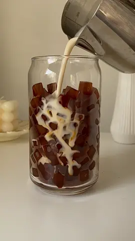 coffee ice cubes 🤎🤤 #aesthetic #satisfying #foryou #coffee #icedcoffee #tutorial