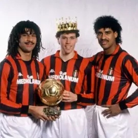 Milan 1987-1989 #parati #viral #acmilan #rijkaard #vanbasten #ruudgullit #championsleague #holanda #eurocopa #foryoupage #fypシ #nakata_a