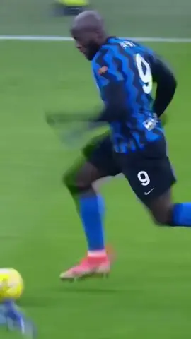 Rome lukaku ❤️ #romelulukaku #lukaku #inter #intermilan #interisti #seriea #footballskills #football #goal