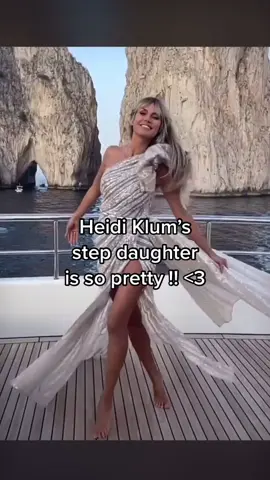 <3 #heidiklum #rebeccamaude #model