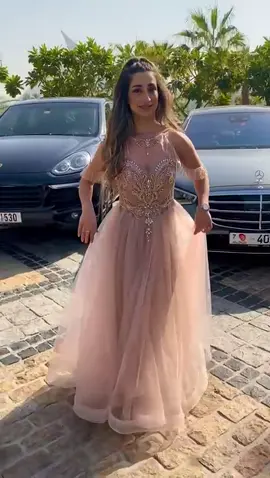 Love from Dubai in @lelandresses @Nazkol