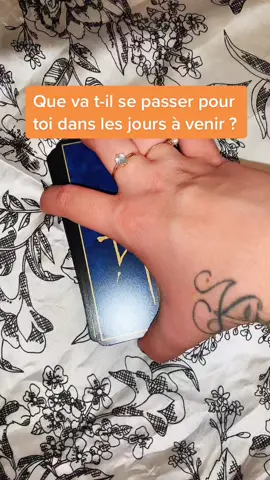 #cartomancienne🔮#cartomancie#tiragedecarte#tirage#pourtoi#foryou#oracle#voyante#tirageoracle#triard