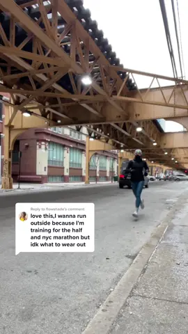 Reply to @flowshade winter running gear guide #fyp #chicago #chicagotiktok #run #Running #blackgirlmagic #BlackTikTok