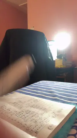 दुइदिन को जिन्दगि मरि लानु केहि छैन बोल्दा सबै सङ्ग हासेर  बोल्ने गर्नु होला कसैको कुभलो नचिताउनु  सबैको प्रगति मा खुसि हुनुनै  जिबन को राम्रो मार्ग हो ।।।