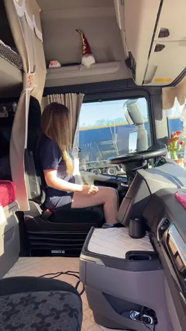 End of driving hours 😴 downstairs is the living room and upstairs is the bedroom 😅😈