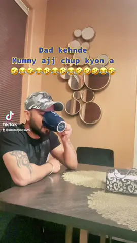 Dad Kehnde Mummy aj chup kyon a 🤣😂🤣😂 #punjabicomedy #jokes #fyp #foryourpage