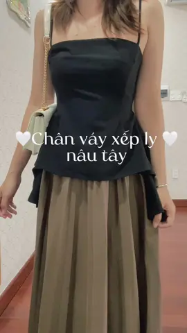Em chân váy nâu tây 🤍 chưa tới 1.2.0 tỏi - chất không bóng . Phối kiểu gì cũng xinh, nàng nào khôbg hốt liền là tiếc lắm ạ🥰✨#fasshion #reviewlamdep #reviewquanao #chanvayxeply