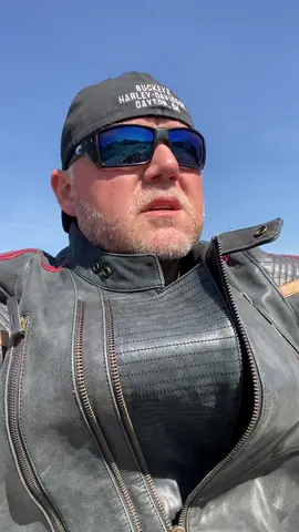 Mondays are great days to leave early!! #fy #fyp #foryou #harleydavidson #bambam