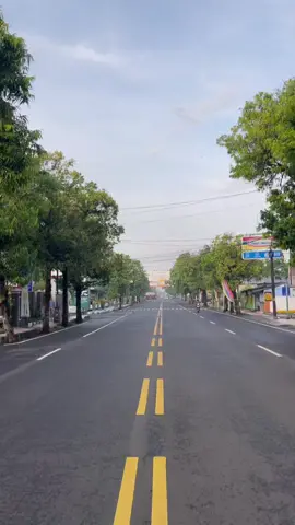 Situbondo city 🍃 #Capcut #Vlog #vibes #morningvibes #situbondo #vibess #cinematics #fyp #fypシ #ShowYourFreestyle #RedoxonKids #videography