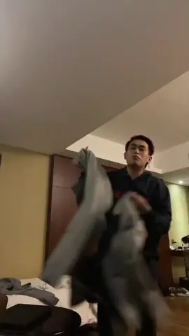 Reply to @rezaaavv1 jangan2 @fortklass mau bayarin semua jas aku heheh nonton live nya 3-6 maret di tiktok fortklass! #fortklass #fyp