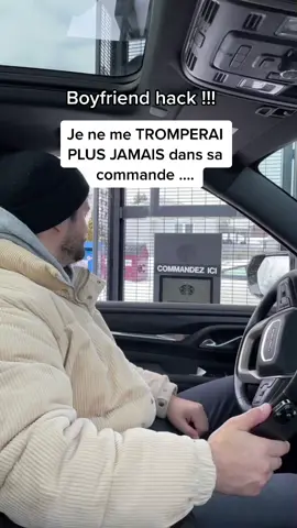 Je suis officiellement le mari du siècle !!! #humour #couple #drivein #starbucks @priscilla.ventura