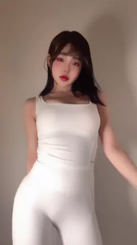 손은 도대체 왜저러고 있었지…  #dance #fyp #추천 #99 #02