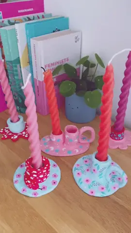 🕯💗✨ by @Alice #pottdpeople #clay #claykit #clayart #clayartist #airdryclay #crafts #design #cottagecore