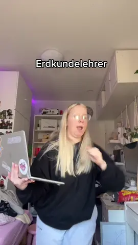 „Nenne alle 16 Bundesländer“ chill mal dikka😂 #anotherone #funny #lustig #sketch #foryoupage #witzig #foryou #lustigesvideo #meme #lehrer #schule #unterricht #schulebelike #erdkunde #erdkundelehrer