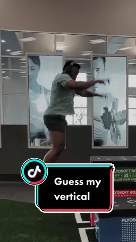 I’m guessing 40” fresh 🤔 #fyp #gymtok #fittok #CorollaCrossStep