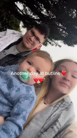 Another fun ass day 😍 #fyp #mumsoftiktok #weekawayuk #11months #butlins #familytrip #familytime #holiday