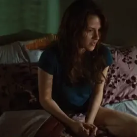 Talk to me as I am sleeping #bellaswan #edwardcullen #twilight #foryoupage