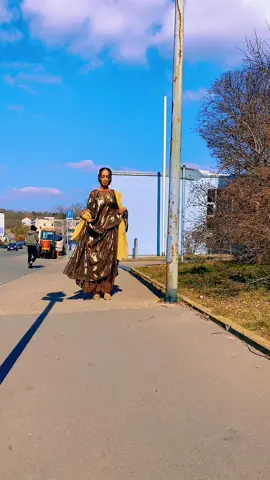 Warlee mawadeen  🩸❤️ qalbigu waa hanti @duniyoquen #huda_amuun_ #somalitiktok #fyp #tiktokgermany #moqdishotiktok